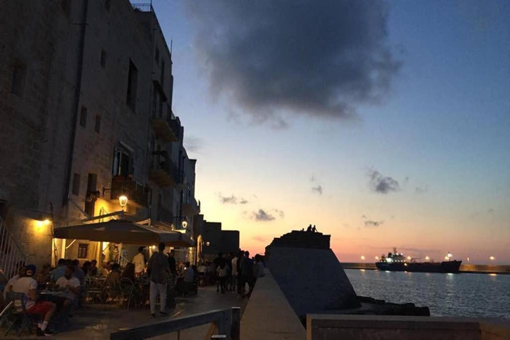 Historic Apartment In Centre Of City 100M To Sea Monopoli Dış mekan fotoğraf